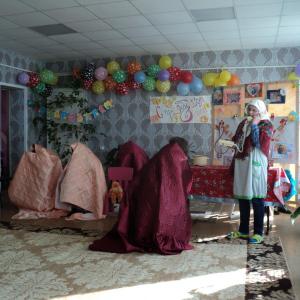 В ГОСТЯХ У БАБУШКИ